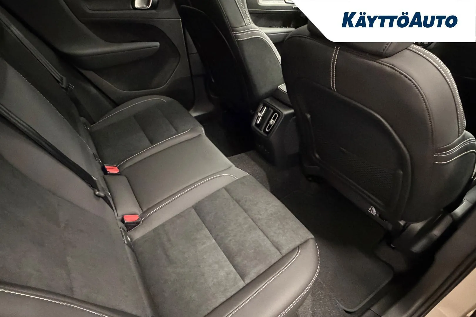 Volvo EC40 ZPZ-430 carousel image