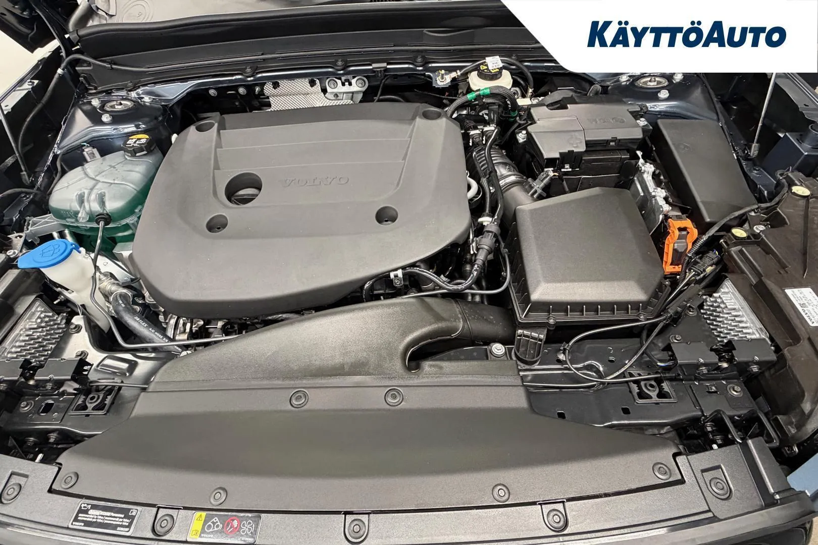 Volvo XC40 YMF-400 carousel image