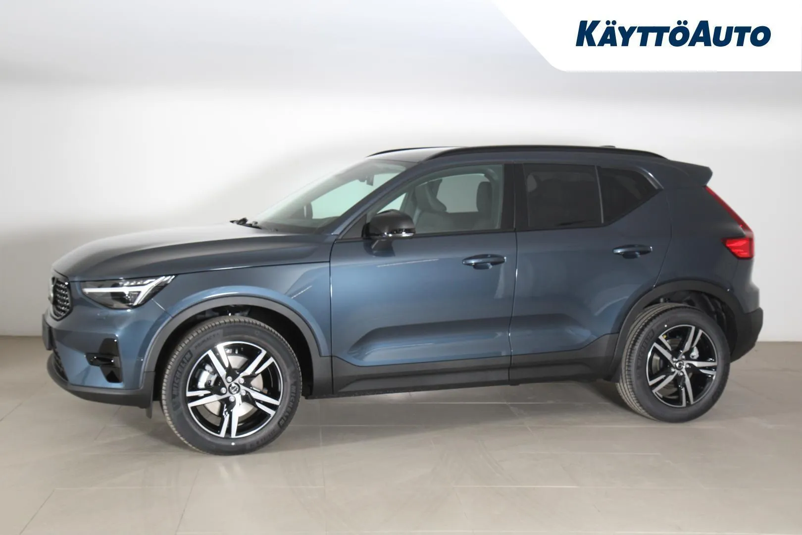Volvo XC40 YMF-400 carousel image