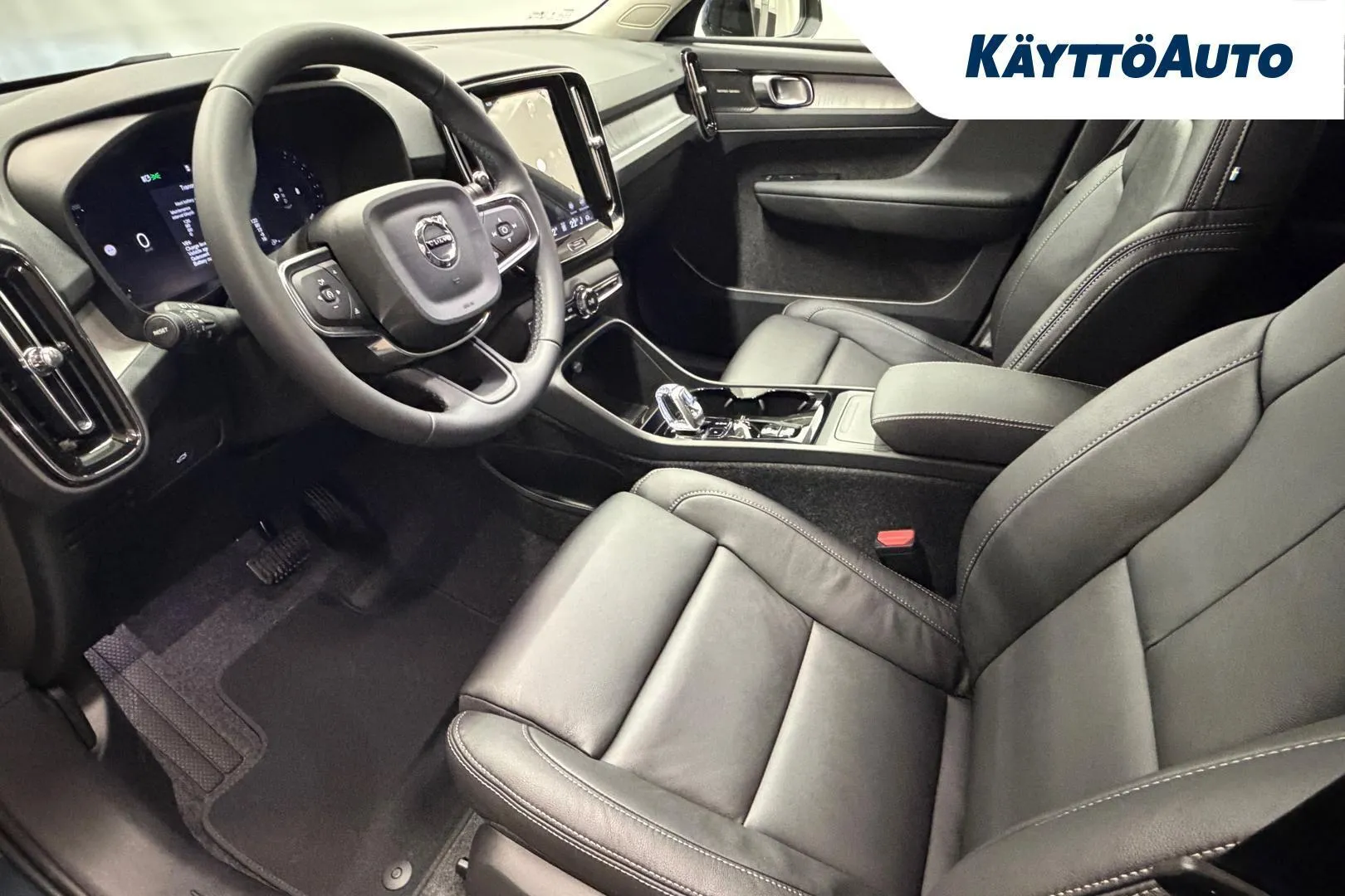 Volvo XC40 YMF-400 carousel image