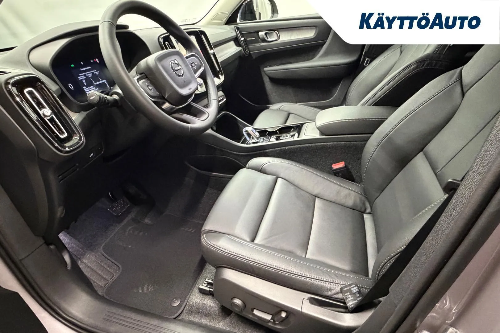 Volvo XC40 ZRH-513 carousel image