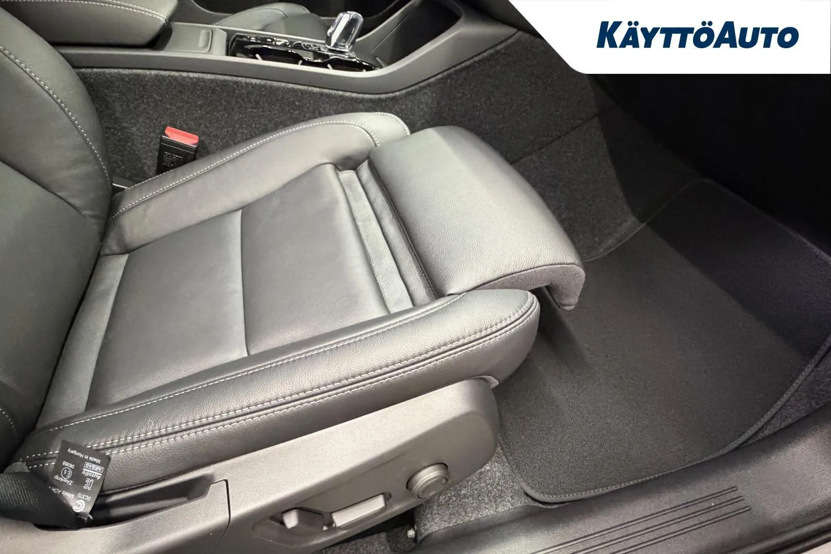 Volvo XC40 ZRH-513 carousel image