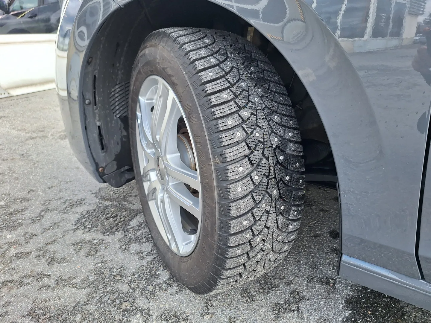 Volkswagen Golf ZOO-107 carousel image