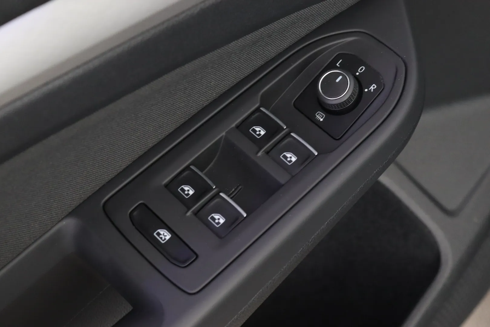 Volkswagen Golf ZOO-107 carousel image