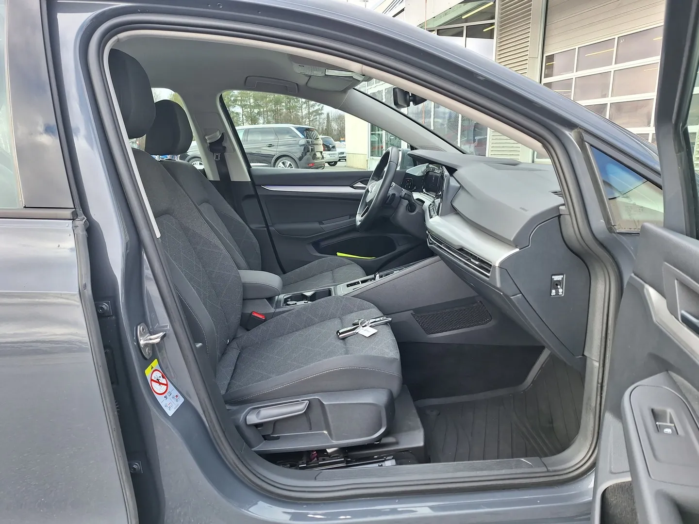 Volkswagen Golf ZOO-107 carousel image