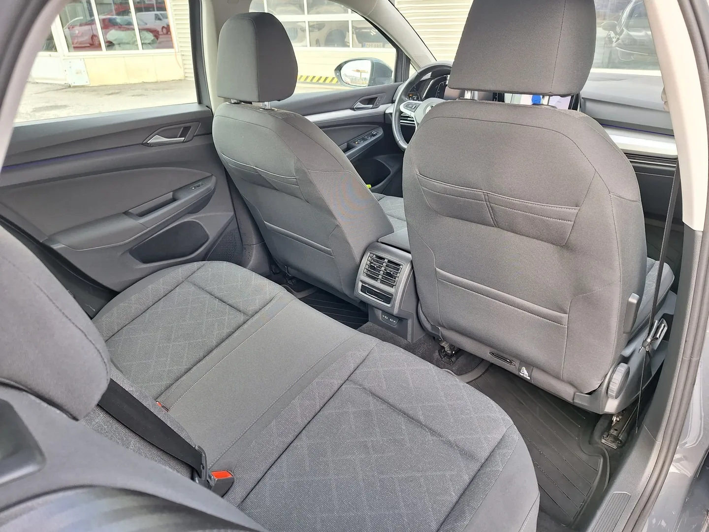 Volkswagen Golf ZOO-107 carousel image