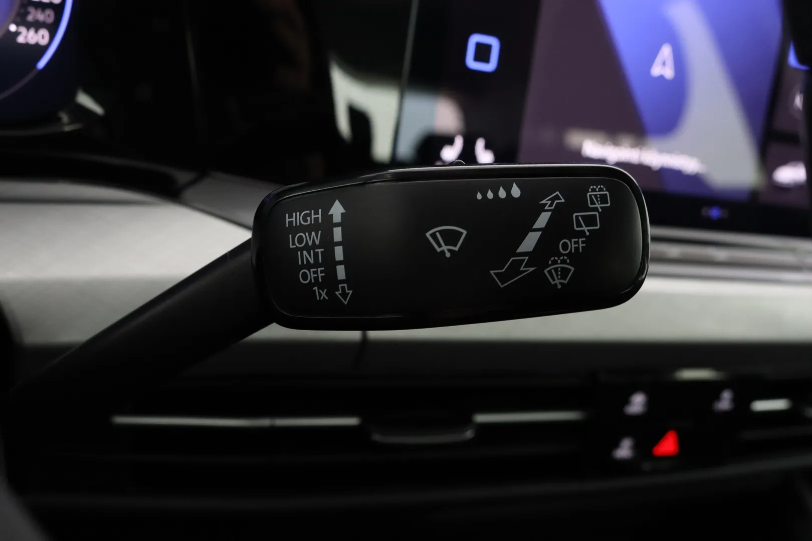 Volkswagen Golf ZOO-107 carousel image