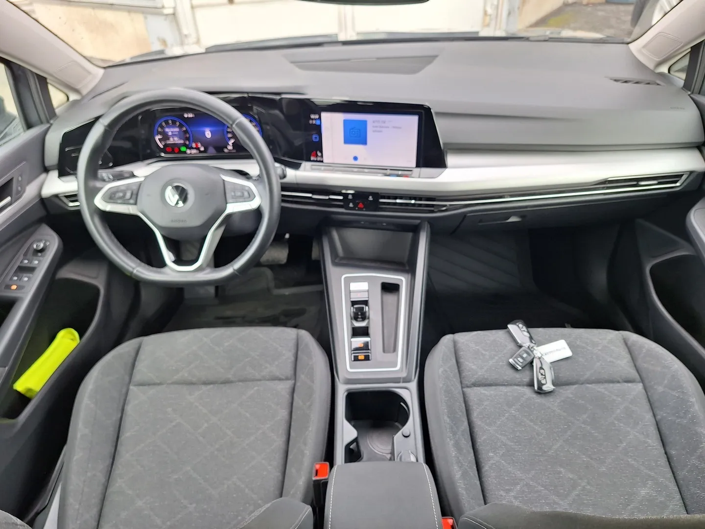 Volkswagen Golf ZOO-107 carousel image