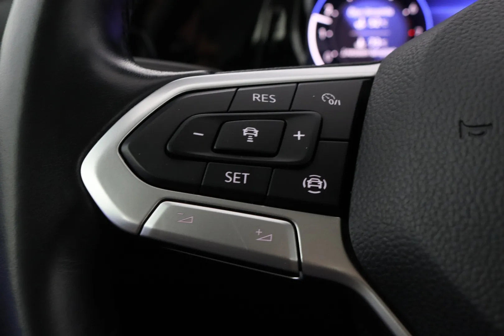 Volkswagen Golf ZOO-107 carousel image