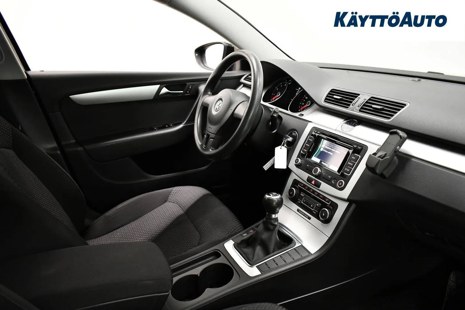 Volkswagen Passat GKM-278 carousel image