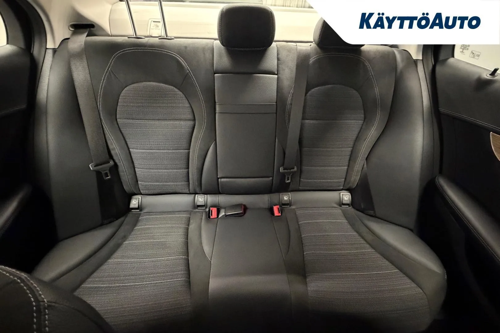 Mercedes-Benz C EOB-625 carousel image