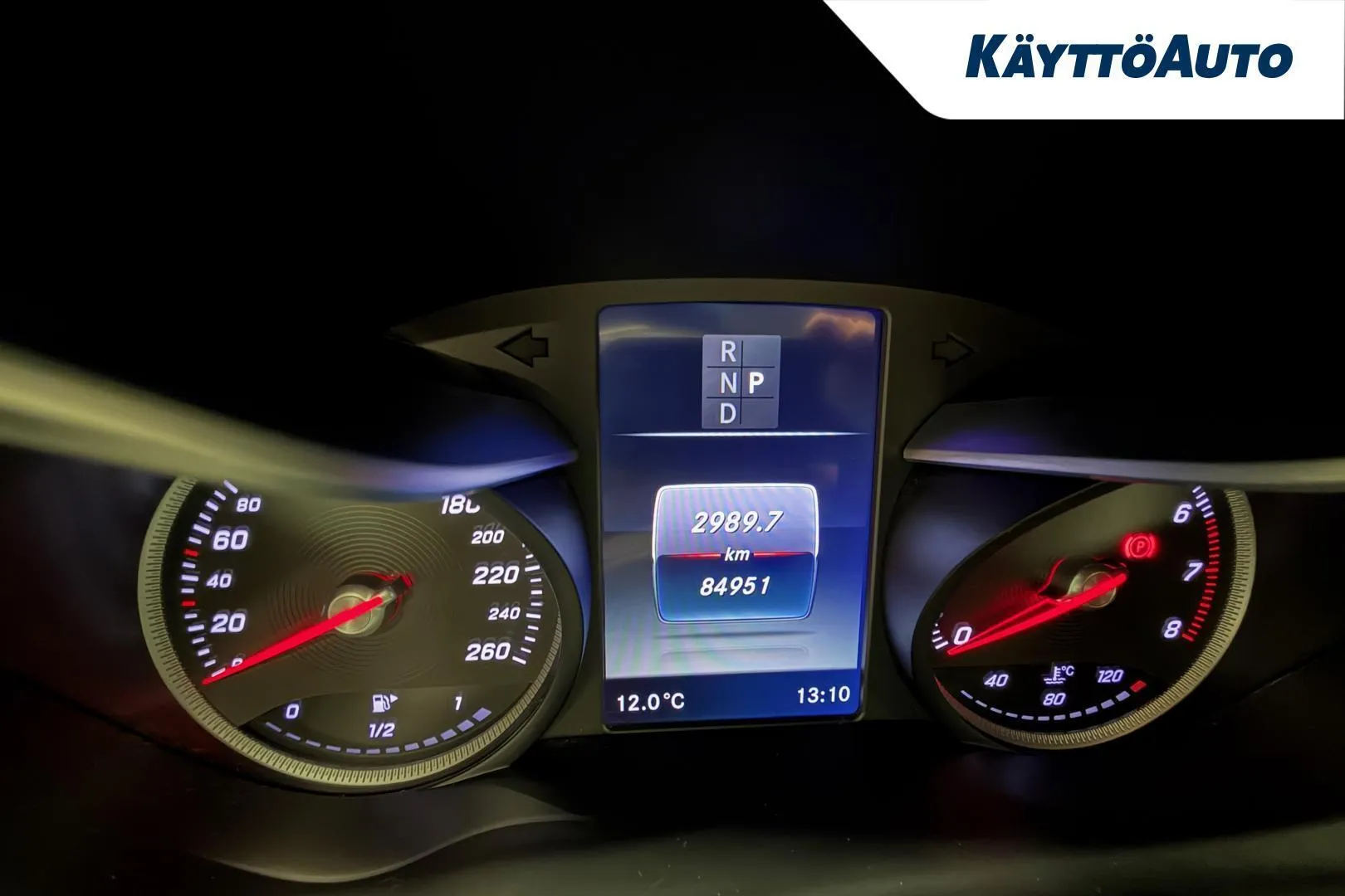 Mercedes-Benz C EOB-625 carousel image