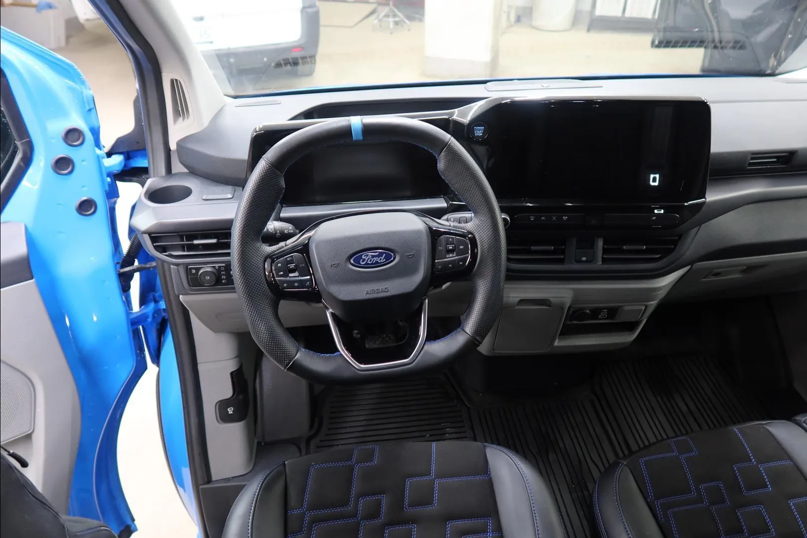 Ford Transit Custom MPU-655 carousel image