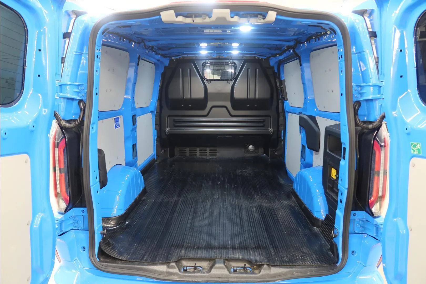Ford Transit Custom MPU-655 carousel image