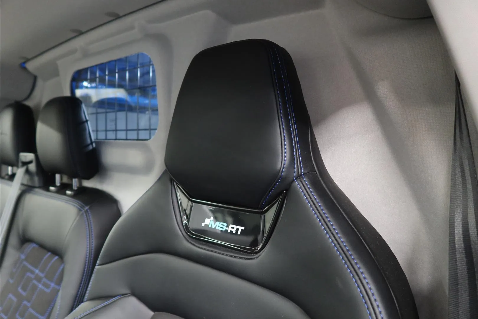 Ford Transit Custom MPU-655 carousel image