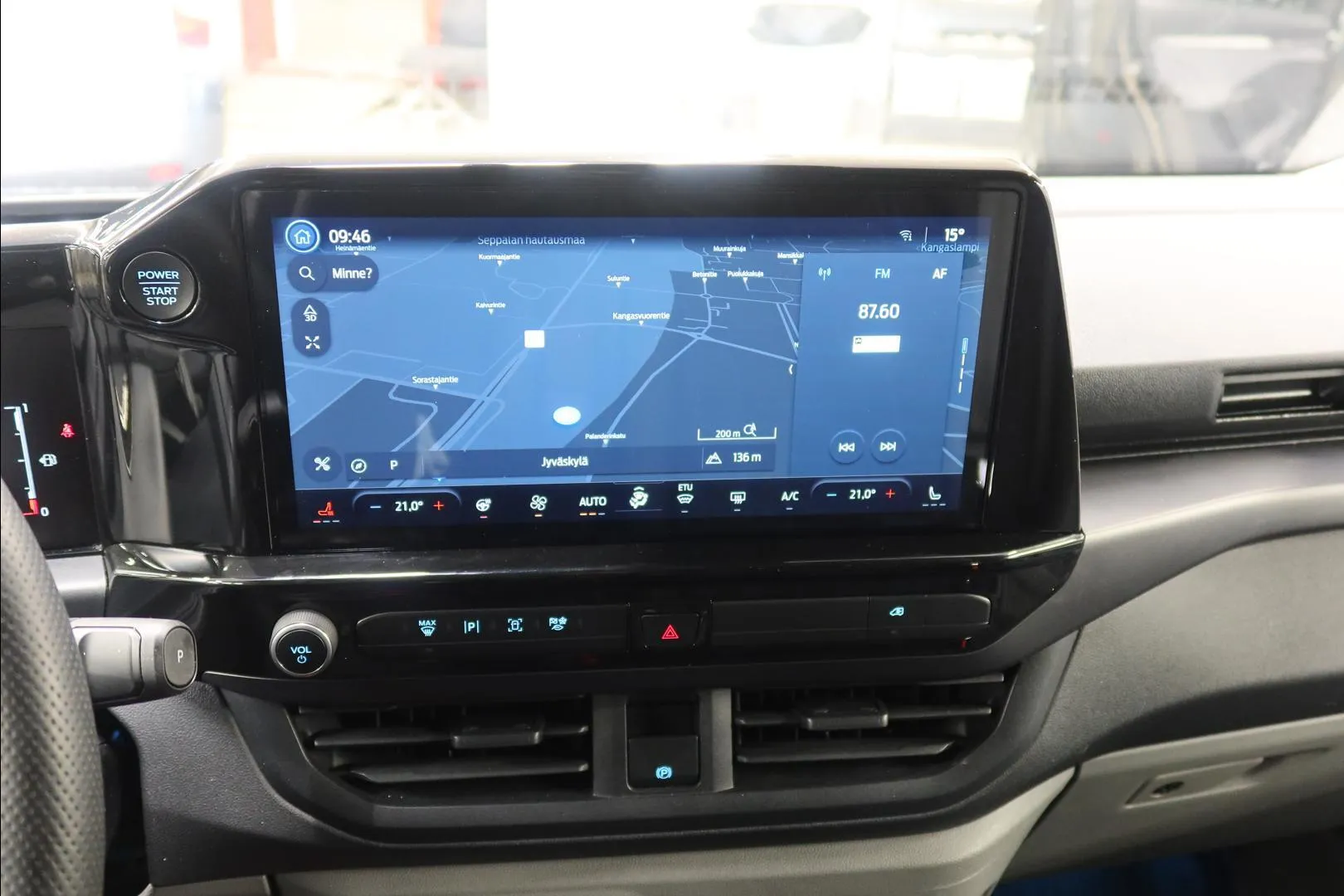 Ford Transit Custom MPU-655 carousel image