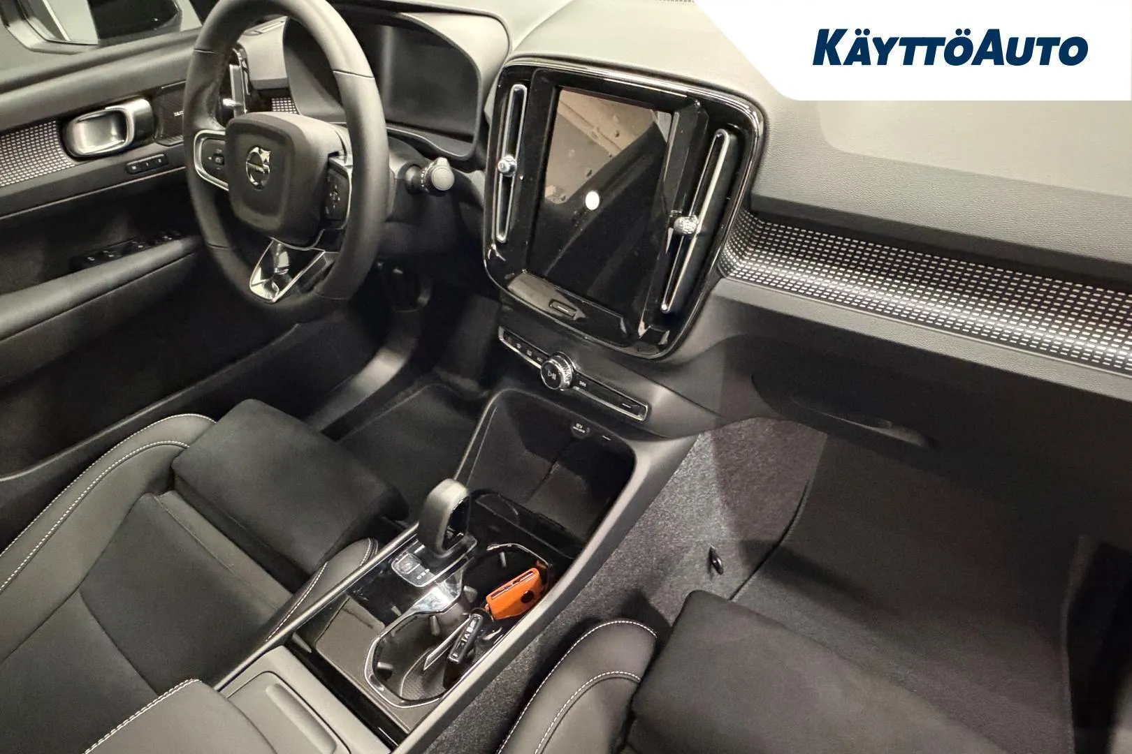 Volvo EC40 ZRC-205 carousel image