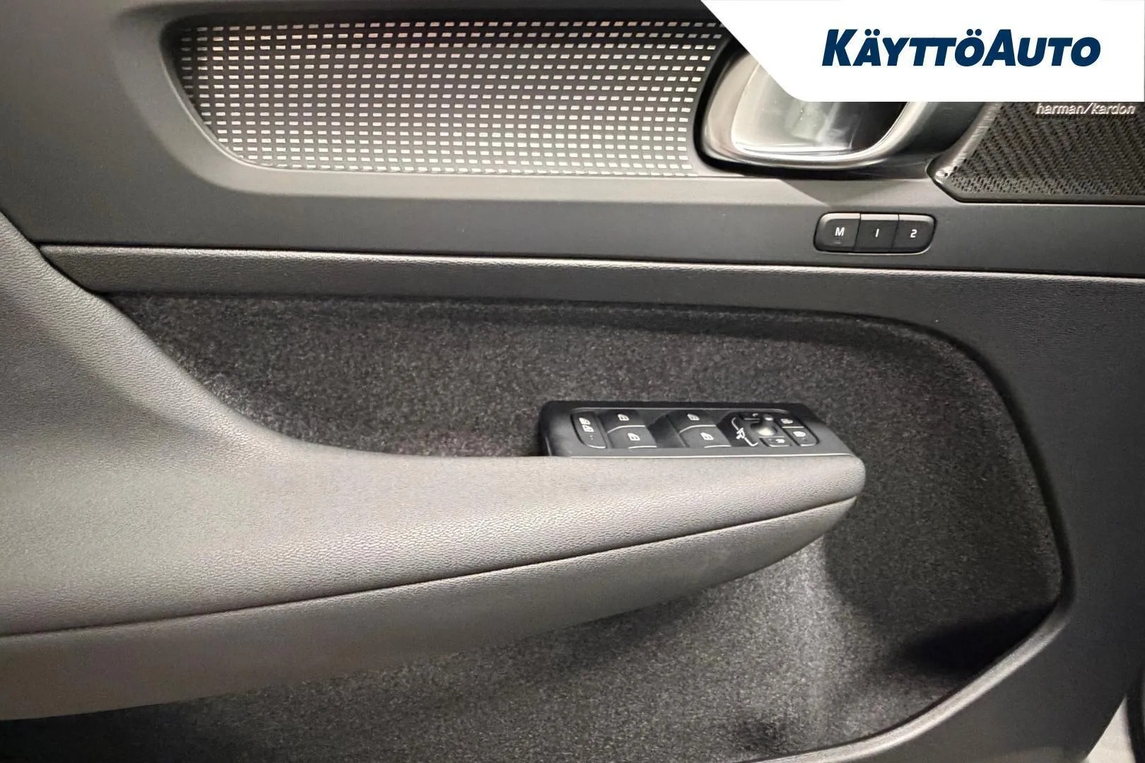 Volvo EC40 ZRC-205 carousel image