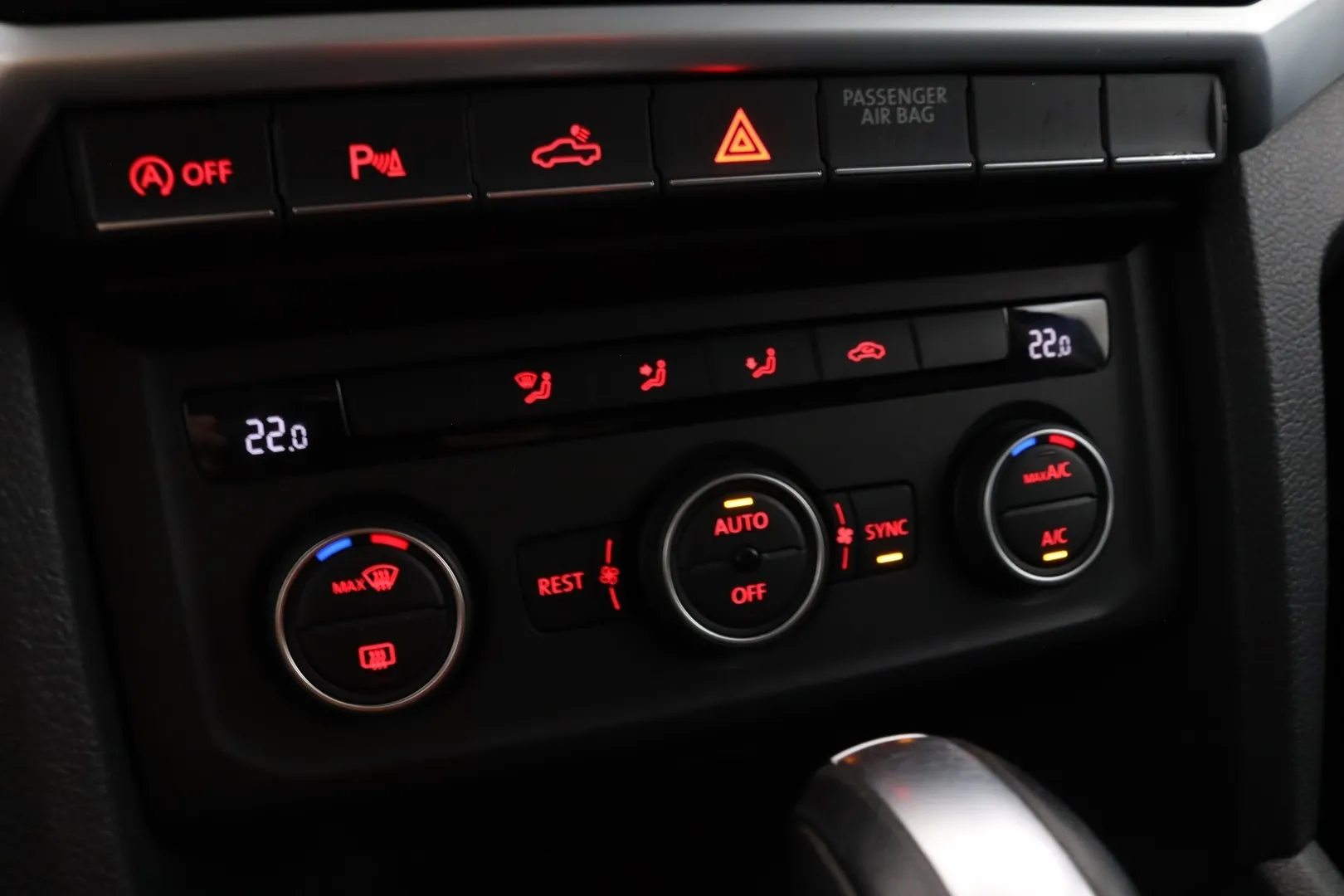 Volkswagen Amarok JKK-999 carousel image