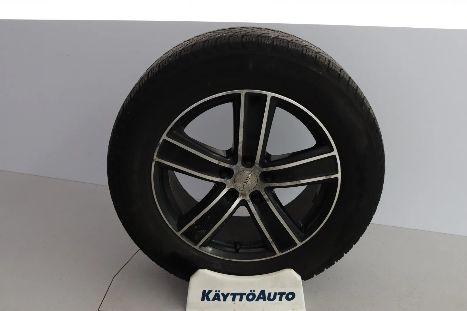 Volkswagen Amarok JKK-999 carousel image