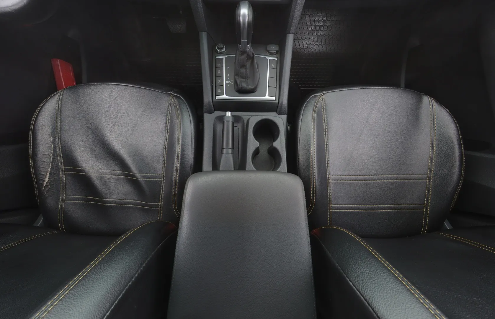 Volkswagen Amarok JKK-999 carousel image