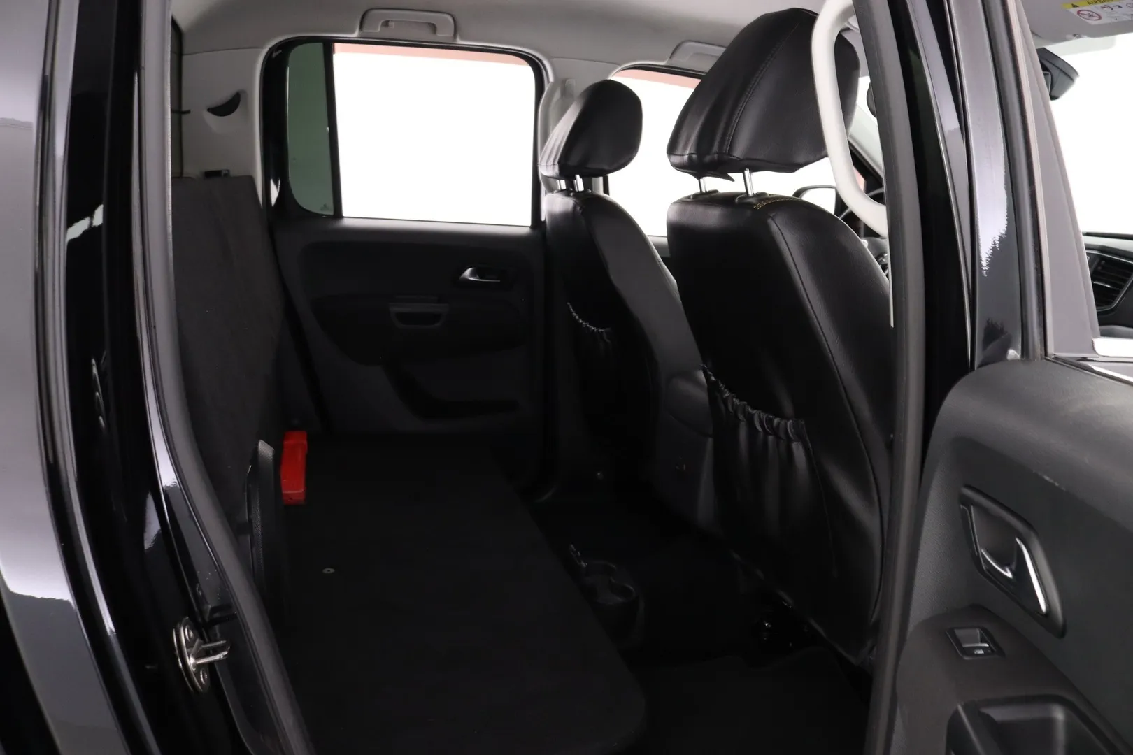 Volkswagen Amarok JKK-999 carousel image