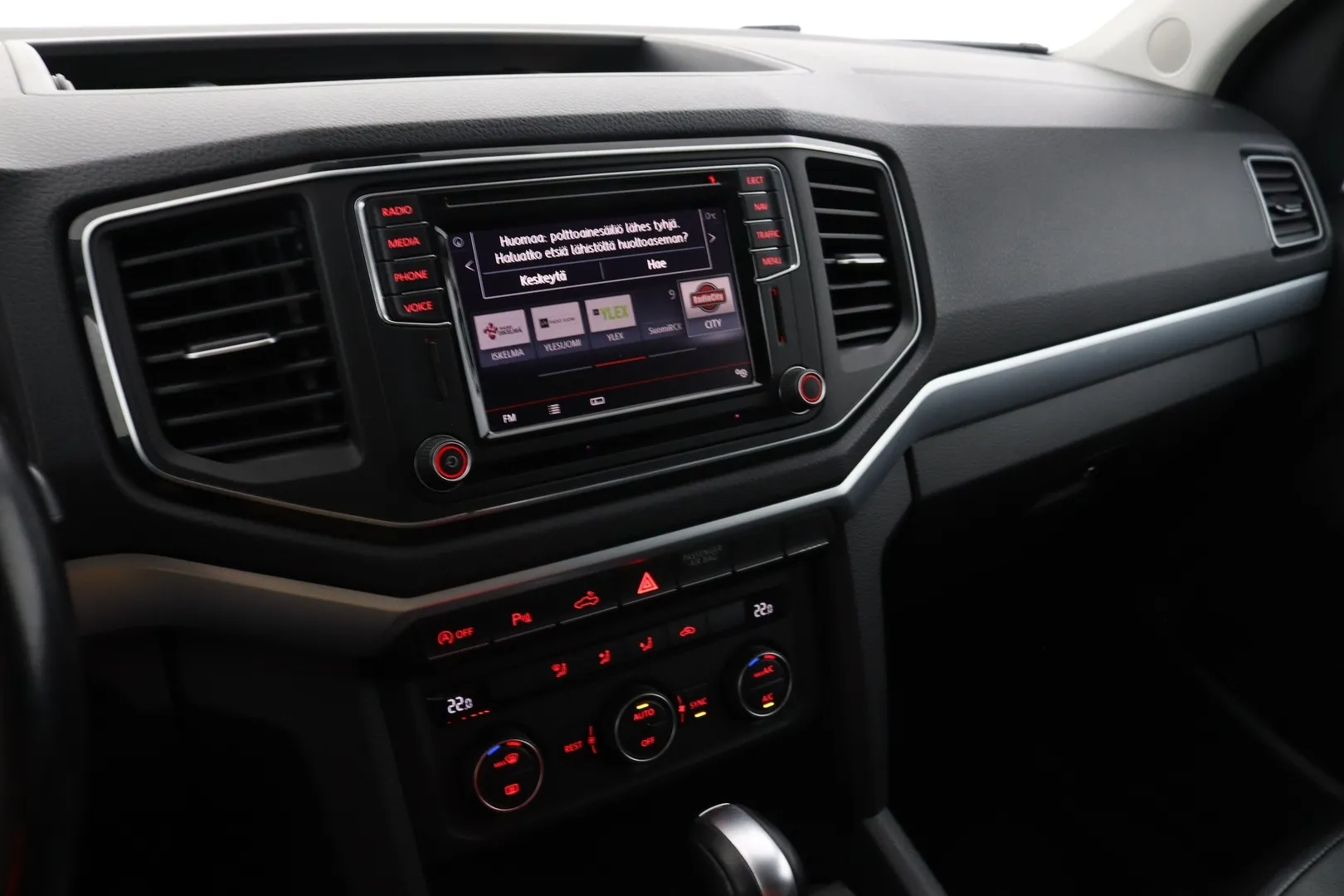 Volkswagen Amarok JKK-999 carousel image