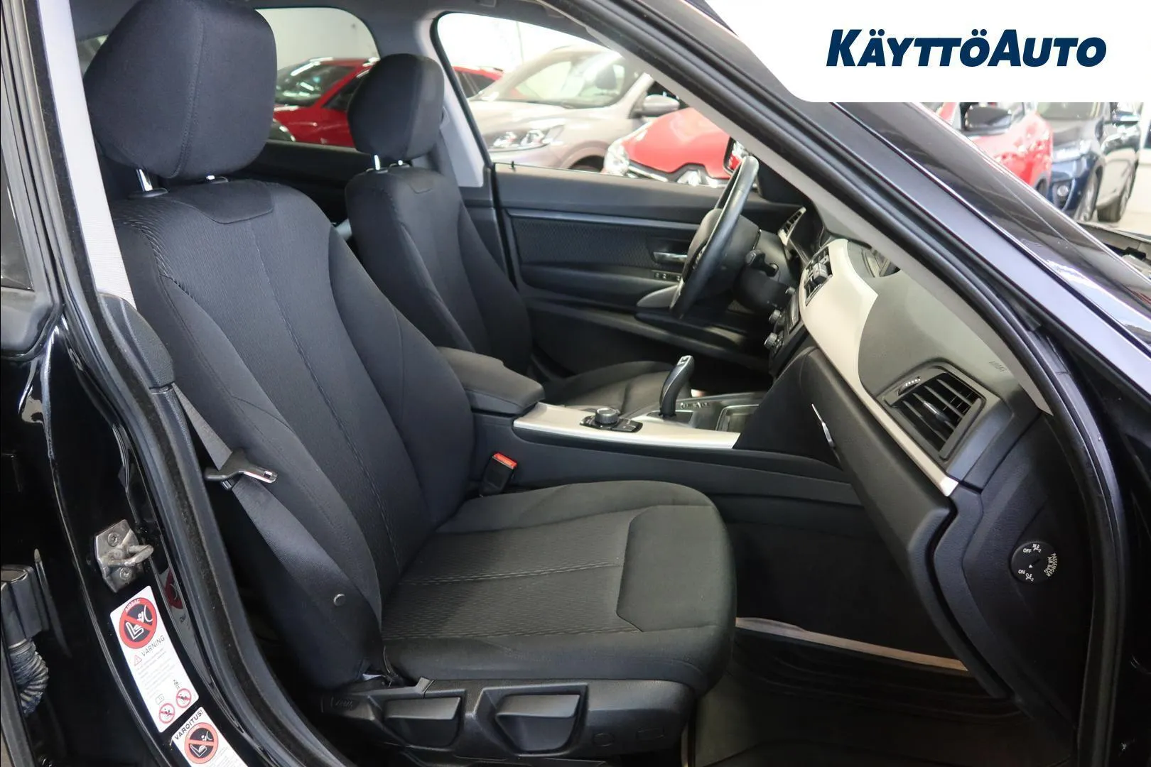 BMW 320 Gran Turismo CJJ-705 carousel image