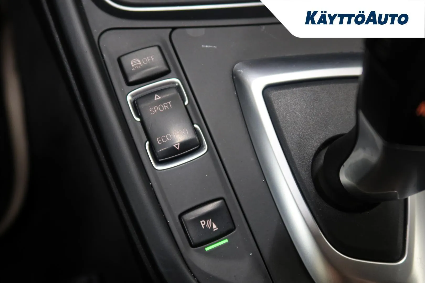 BMW 320 Gran Turismo CJJ-705 carousel image