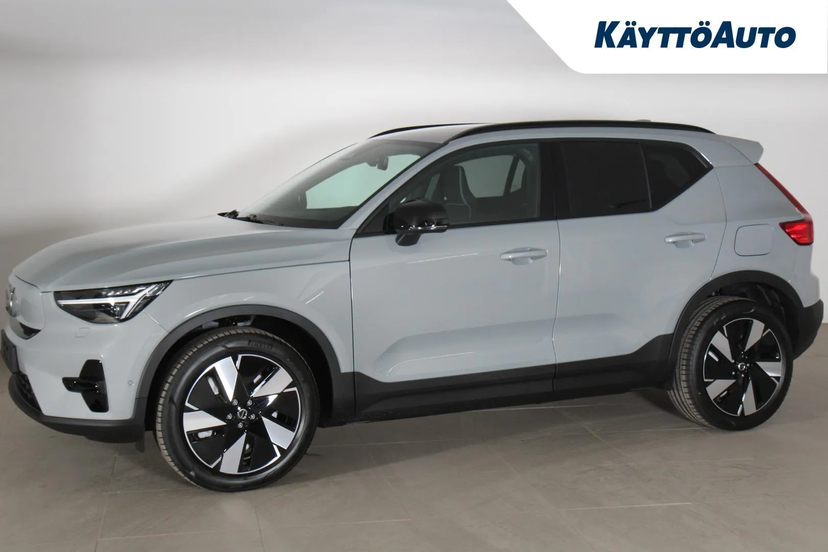 Volvo EX40 ZRA-764 carousel image