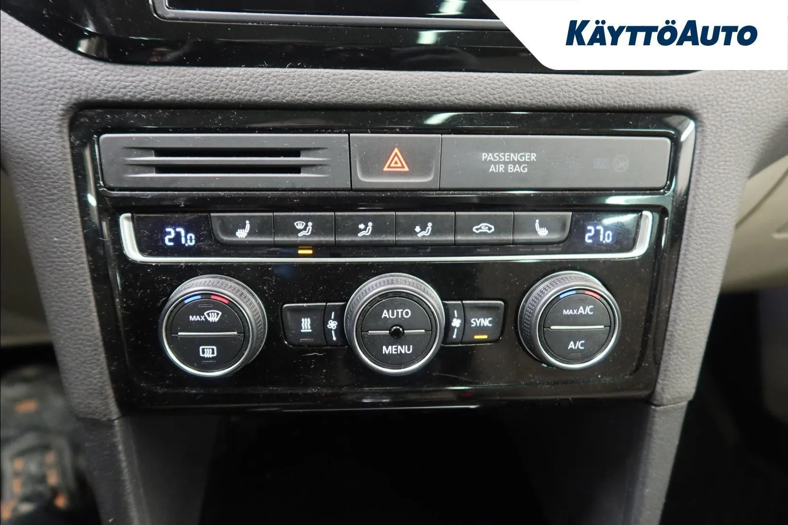 Volkswagen Golf Sportsvan RRZ-208 carousel image