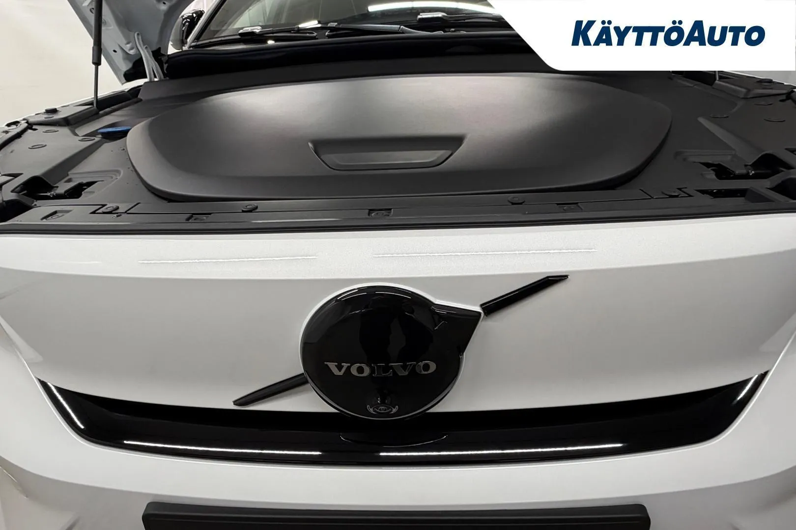 Volvo EC40 NOL-119 carousel image