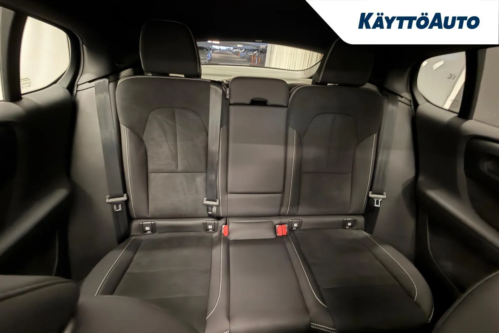 Volvo EC40 NOL-119 carousel image