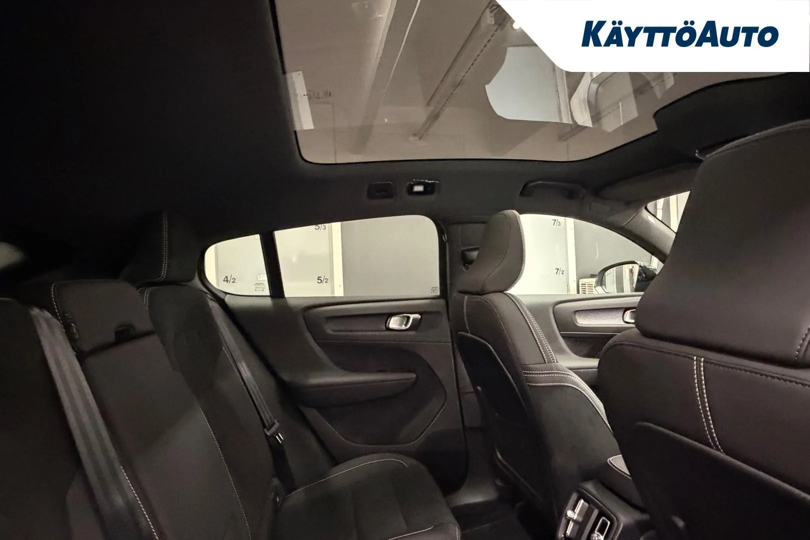 Volvo EC40 NOL-119 carousel image