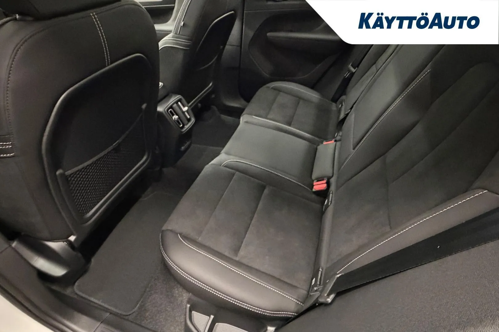 Volvo EC40 NOL-119 carousel image