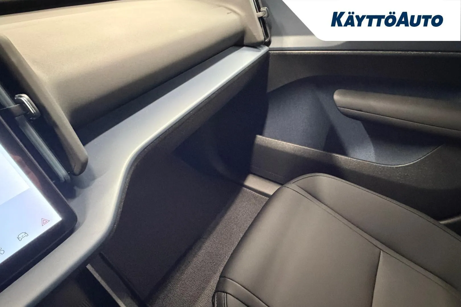 Volvo EX30 NOL-932 carousel image