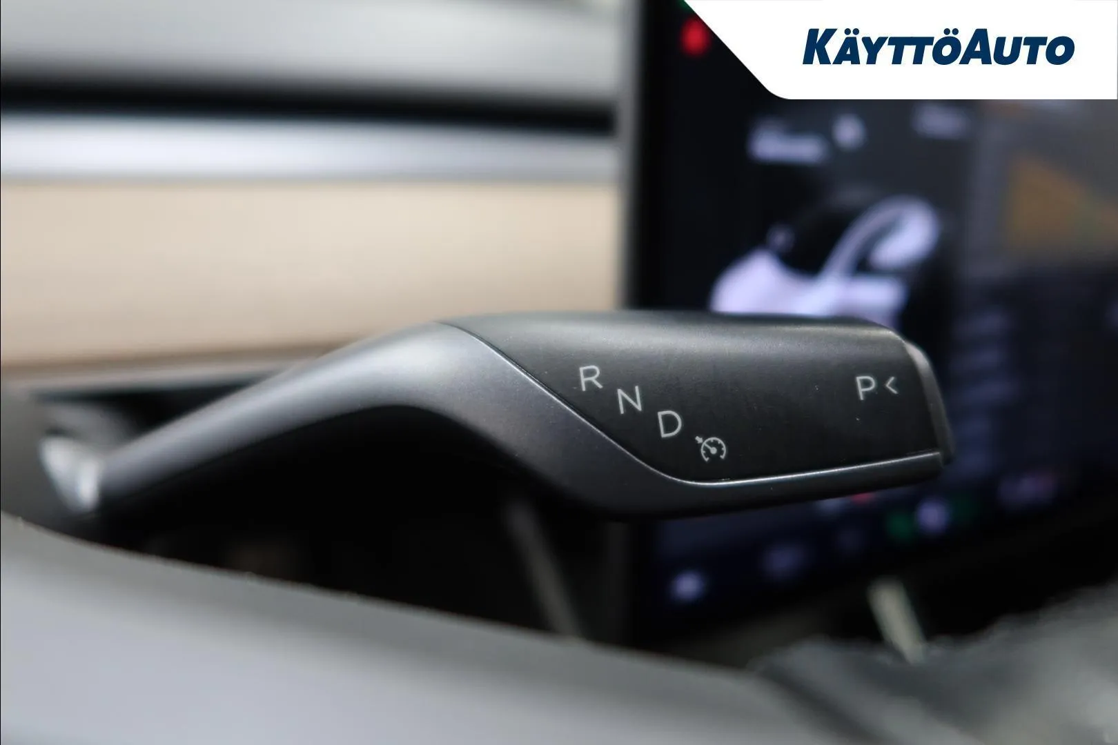 Tesla Model 3 MZI-553 carousel image