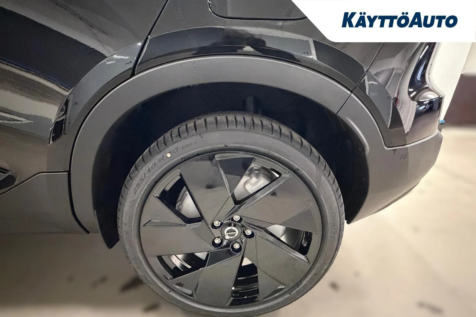 Volvo EX40 NOL-135 carousel image