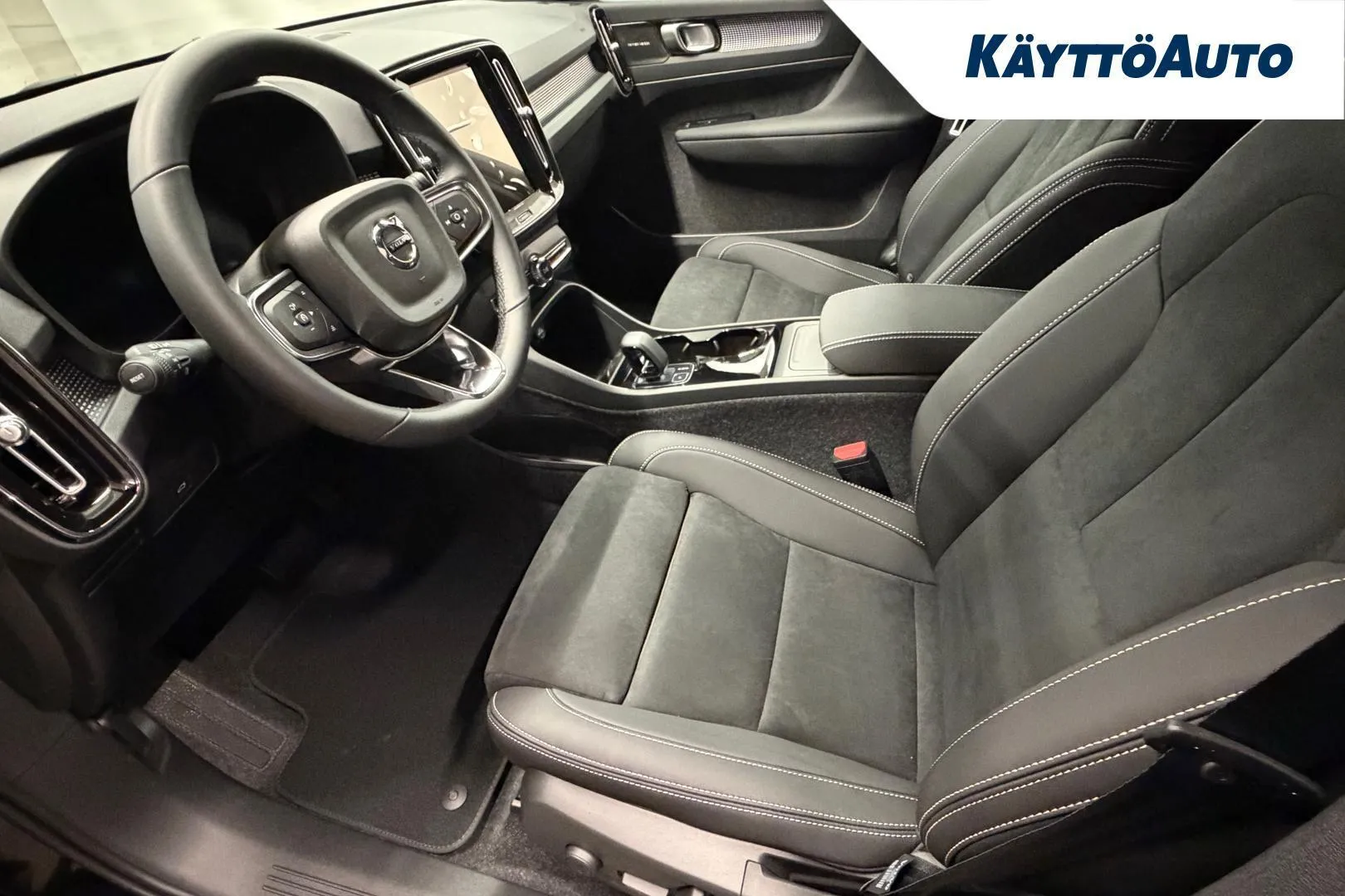 Volvo EX40 NOL-135 carousel image