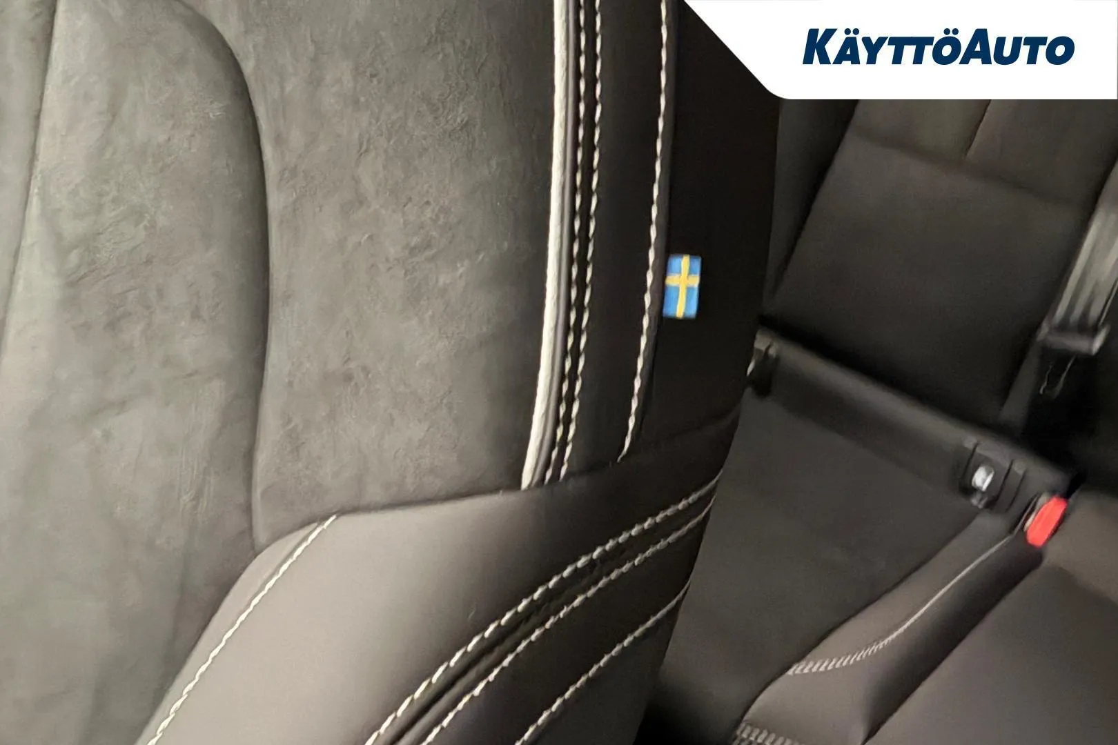 Volvo EX40 NOL-135 carousel image