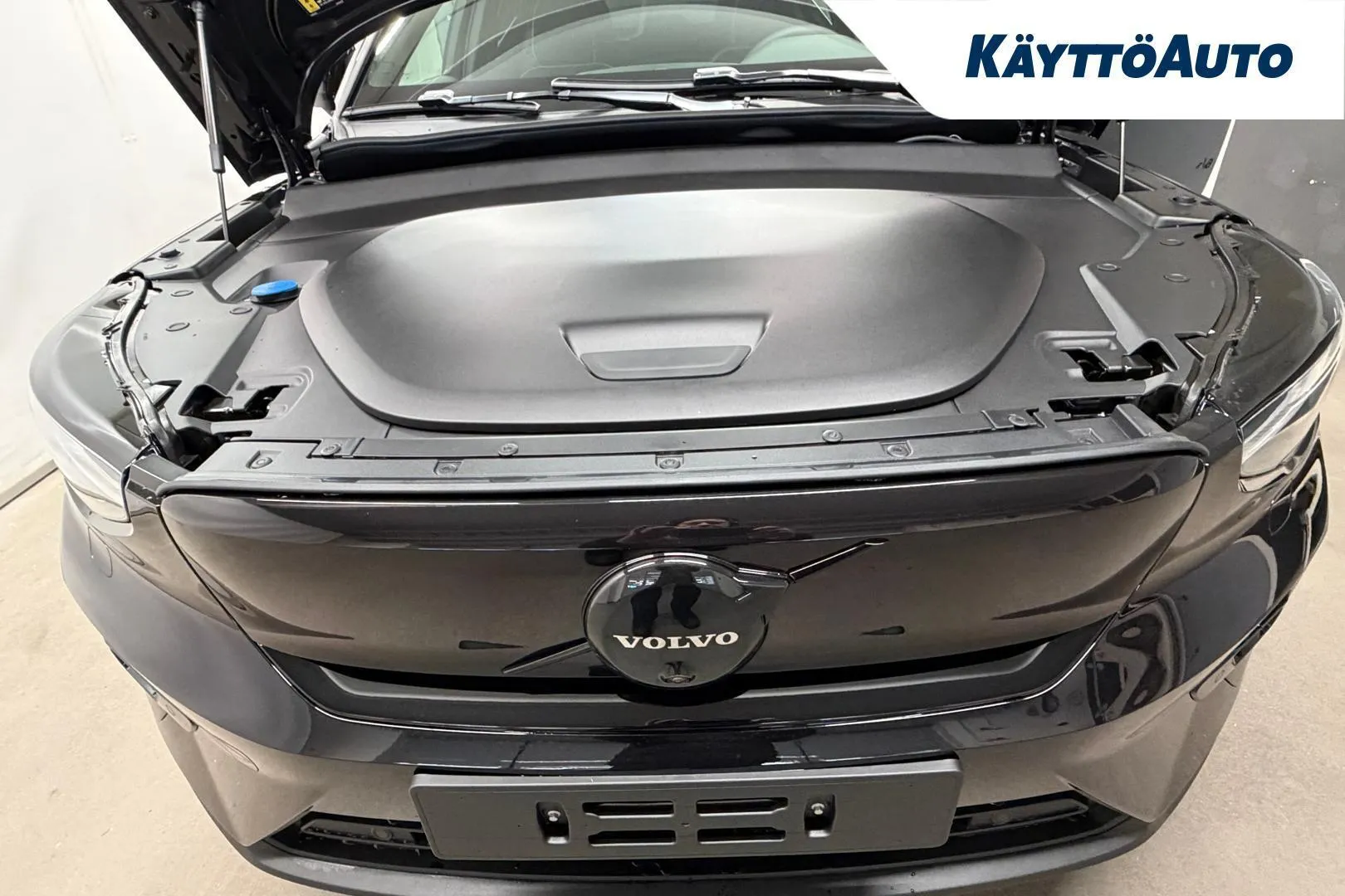 Volvo EX40 NOL-135 carousel image