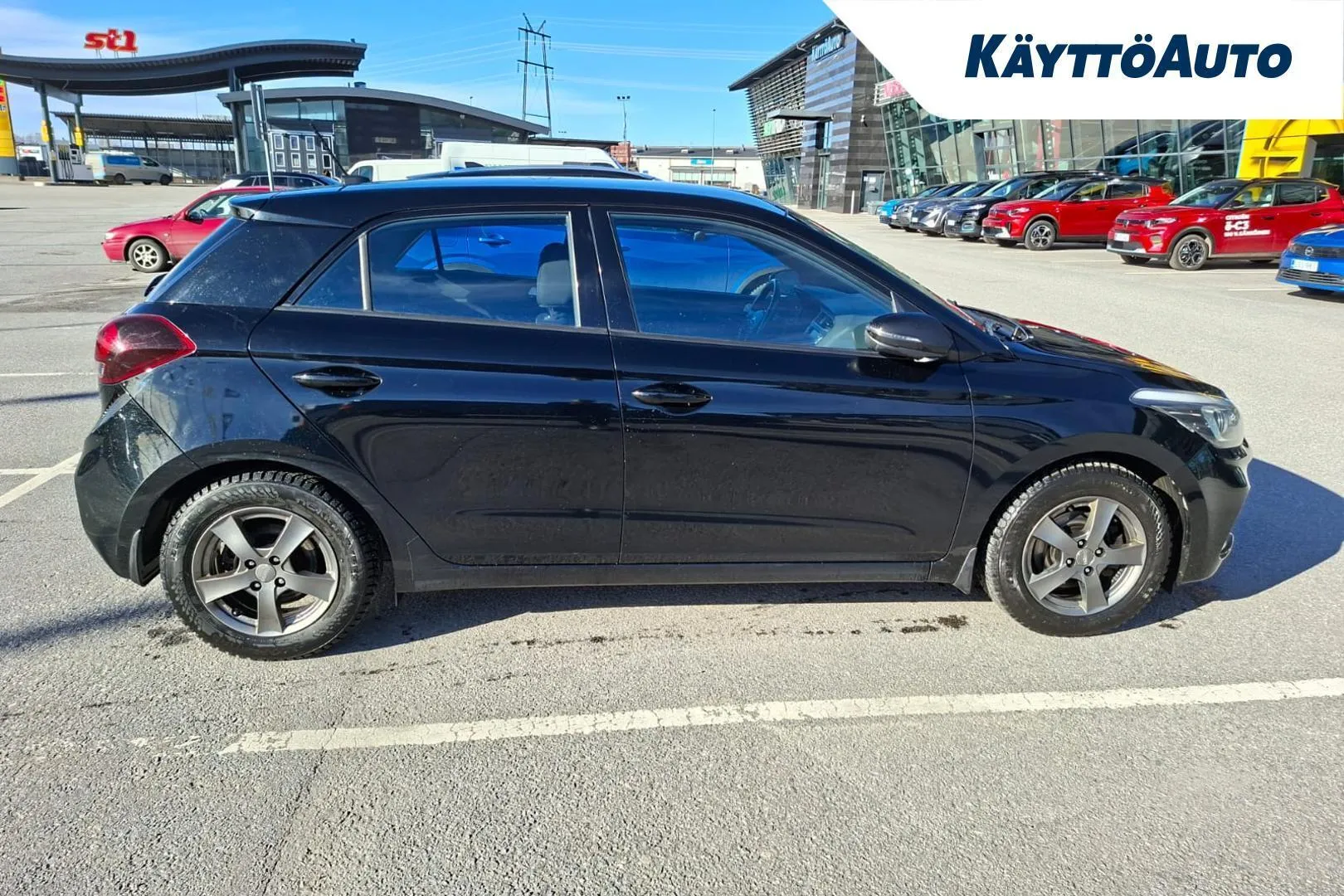 Hyundai i20 Hatchback ENL-445 carousel image