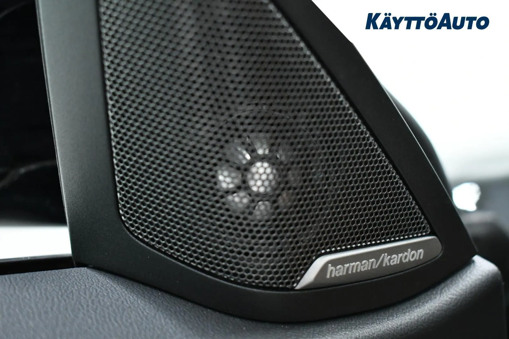 BMW I4 M50 OZS-651 carousel image