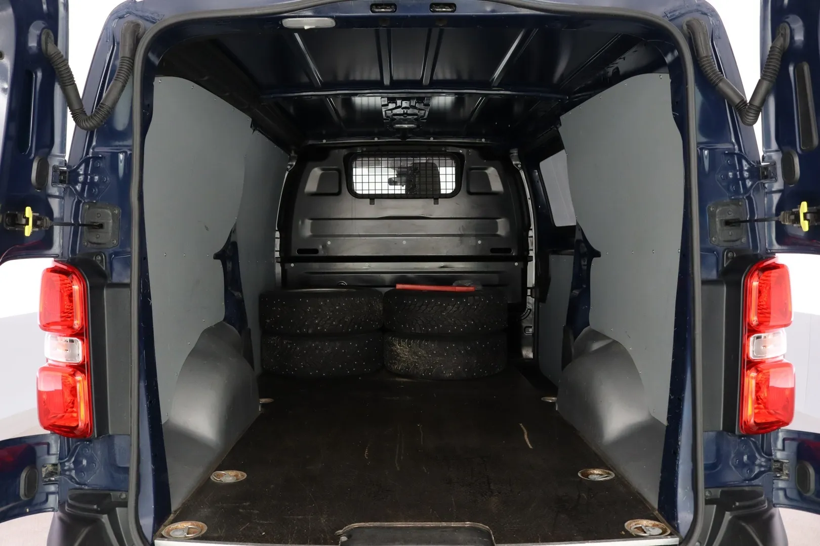 Toyota Proace FSP-207 carousel image