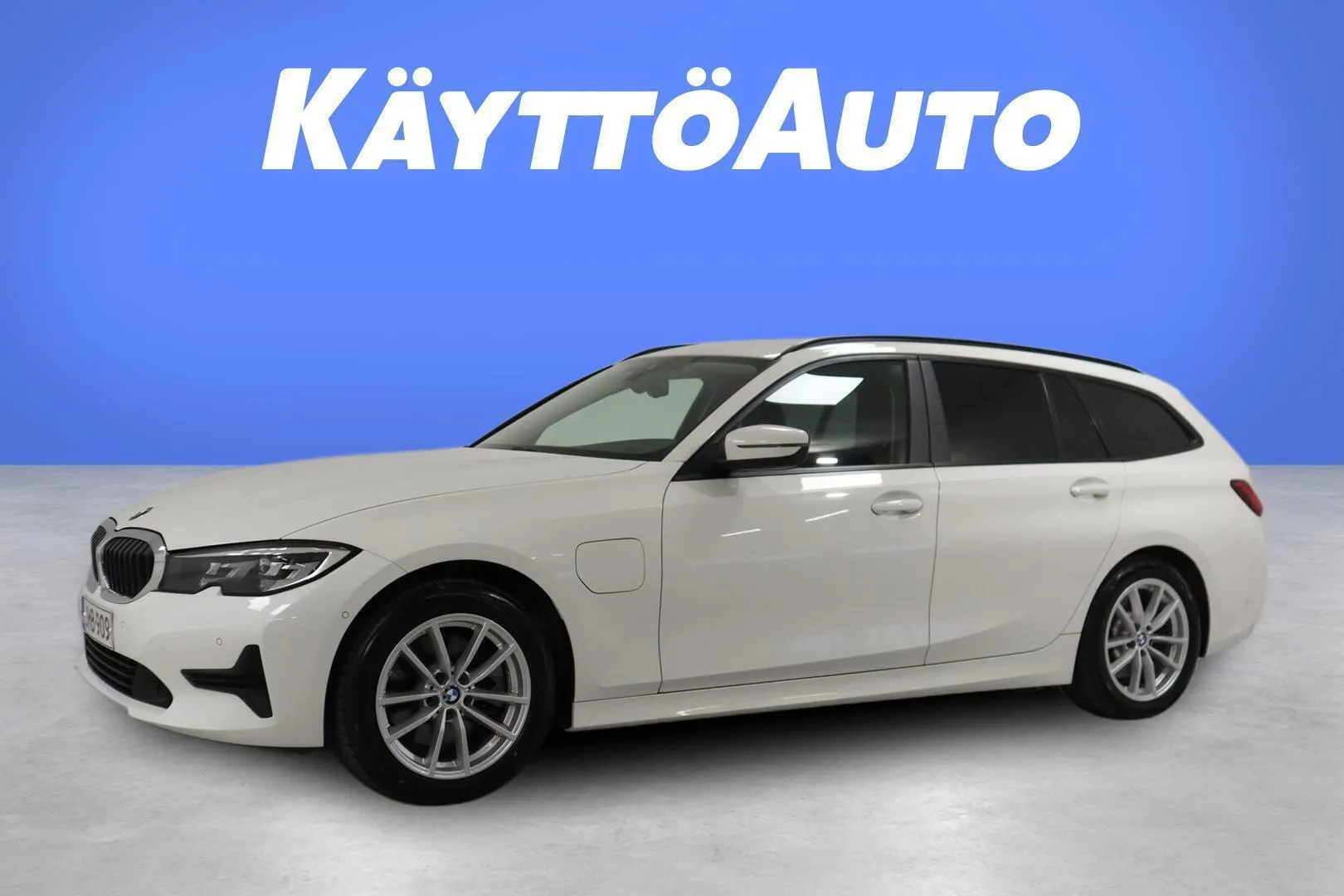 BMW 320 JMB-909 carousel image