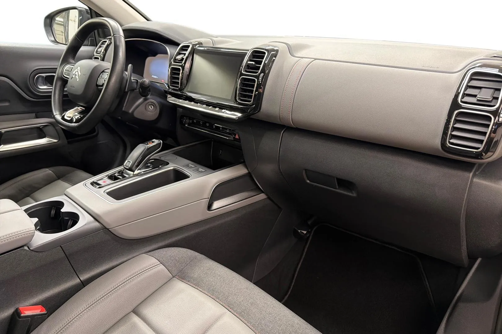 Citroen C5 Aircross BVU-942 carousel image