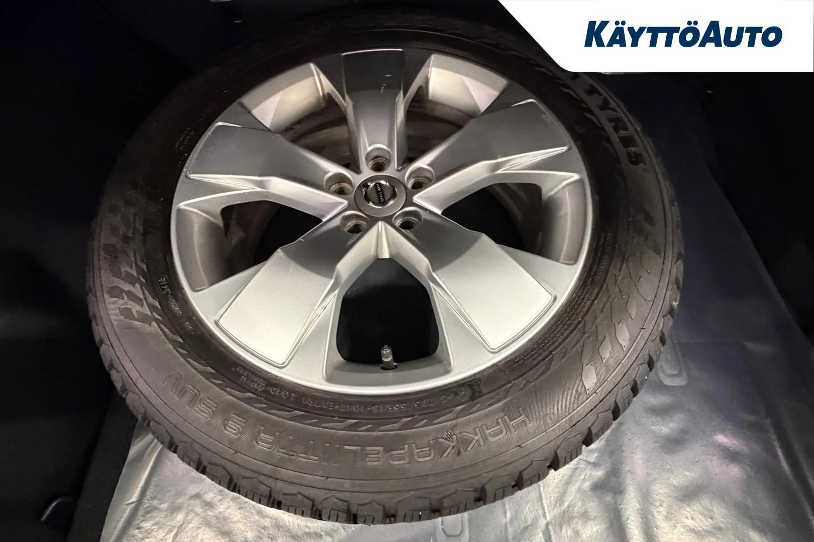 Volvo XC40 SUZ-896 carousel image