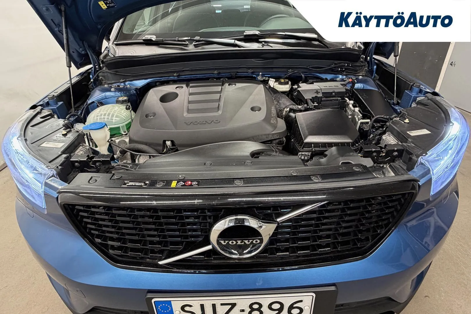 Volvo XC40 SUZ-896 carousel image