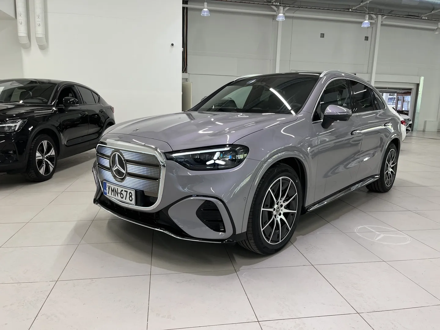 MERCEDES-BENZ GLC YMN-678 carousel image