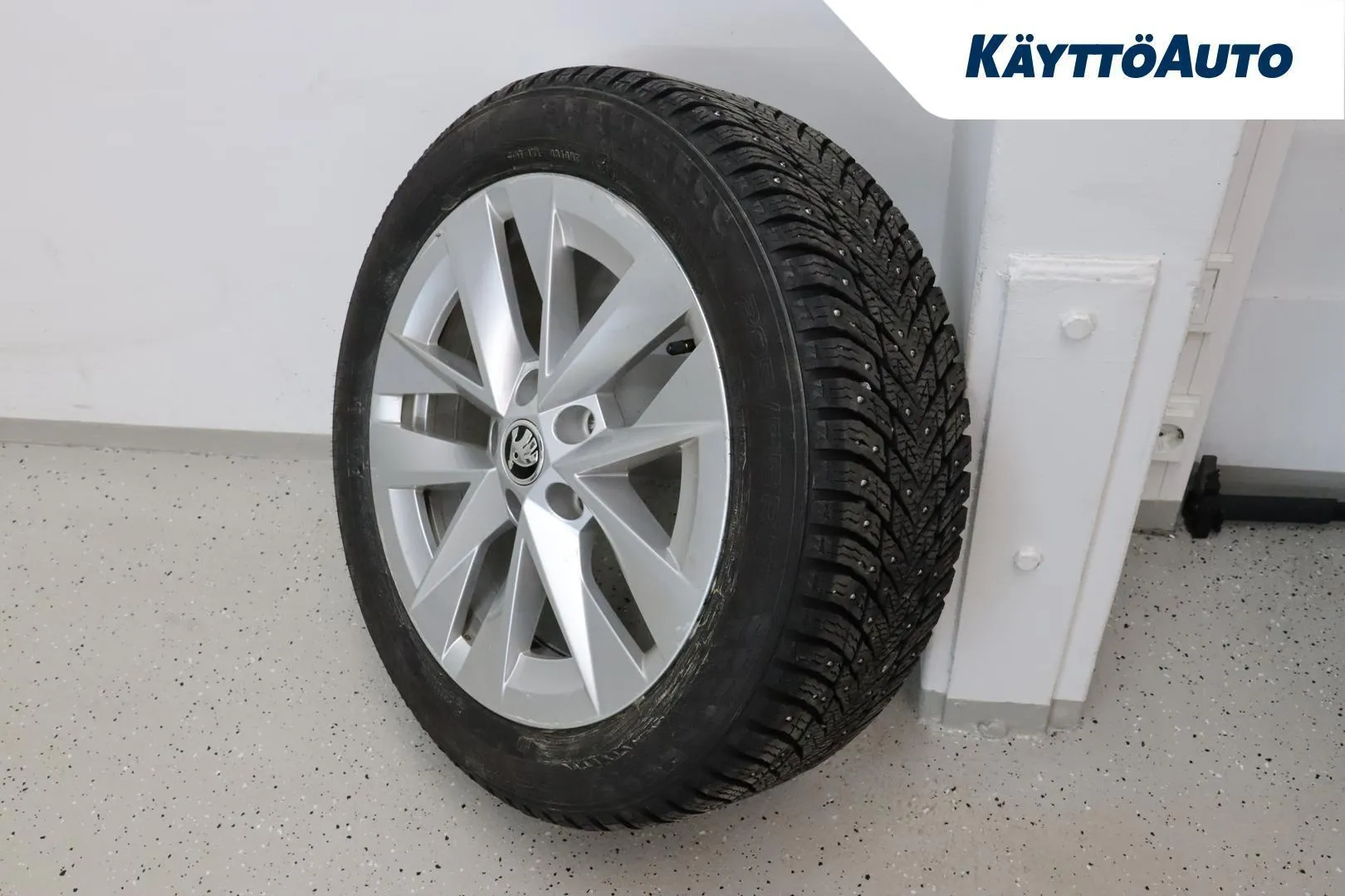 Skoda Octavia GOA-606 carousel image